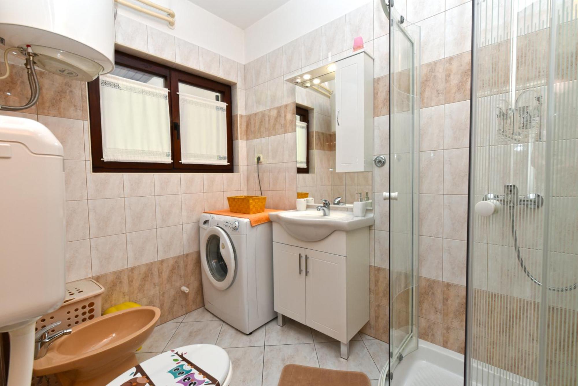 Apartments Nevina 1230 プーラ エクステリア 写真